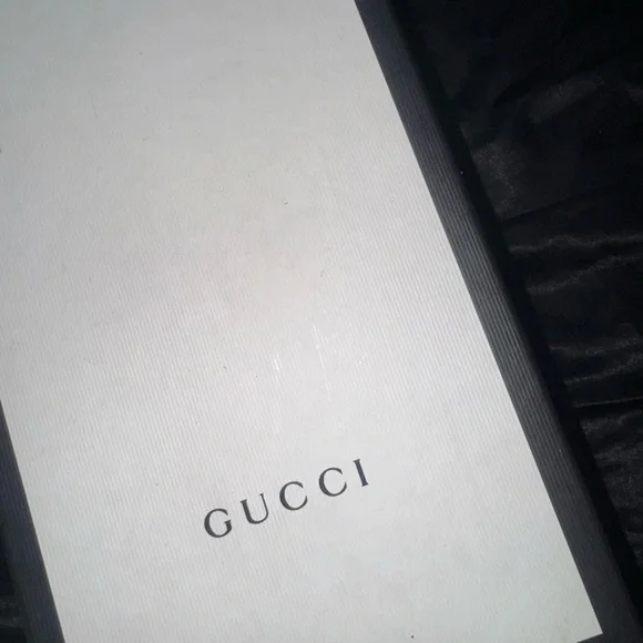 Gucci White Cartoon Print Sandals Rubber GG - Picture 4 of 6